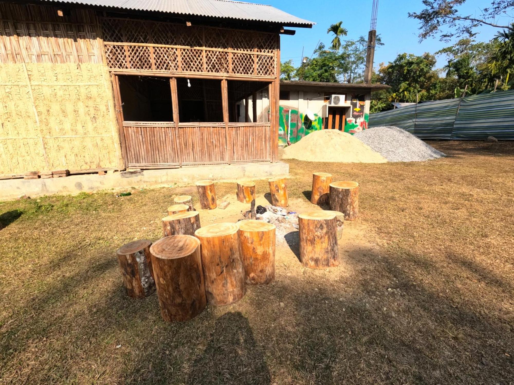 Kareng Party Camp N Homestay Kāziranga Exteriör bild